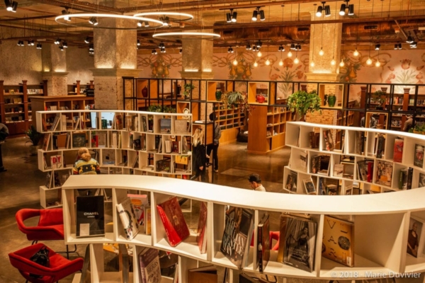 Baku, Coffee mood bookstore