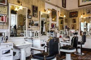 Santiago, old fashioned hair salon