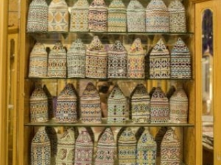 Nizwa, traditional Omani hats