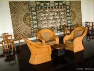 Geoffrey Bawa's Kandalama hotel