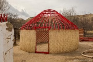 Kyzyl Tuu village, yurt making