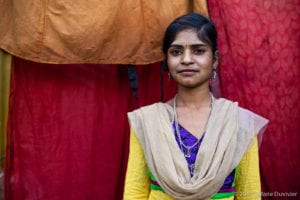 Kolkata, woman near Howrah bridge