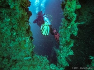 Coron bay, WW2 shipwreck scuba diving
