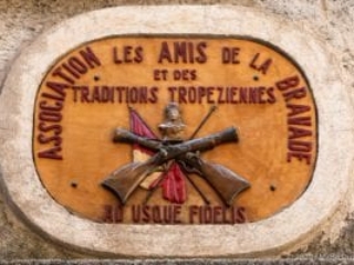 Saint-Tropez, motto 'Ad usque fidelis' (faithful to the end)
