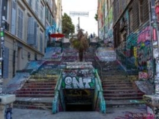 Marseille, Le Cour Julien